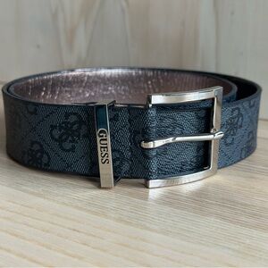 GUESS Black women’s Belt
